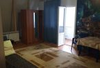Посуточная аренда комнаты 18 м² в 3-к, 2/2 эт. (5 фотографий)